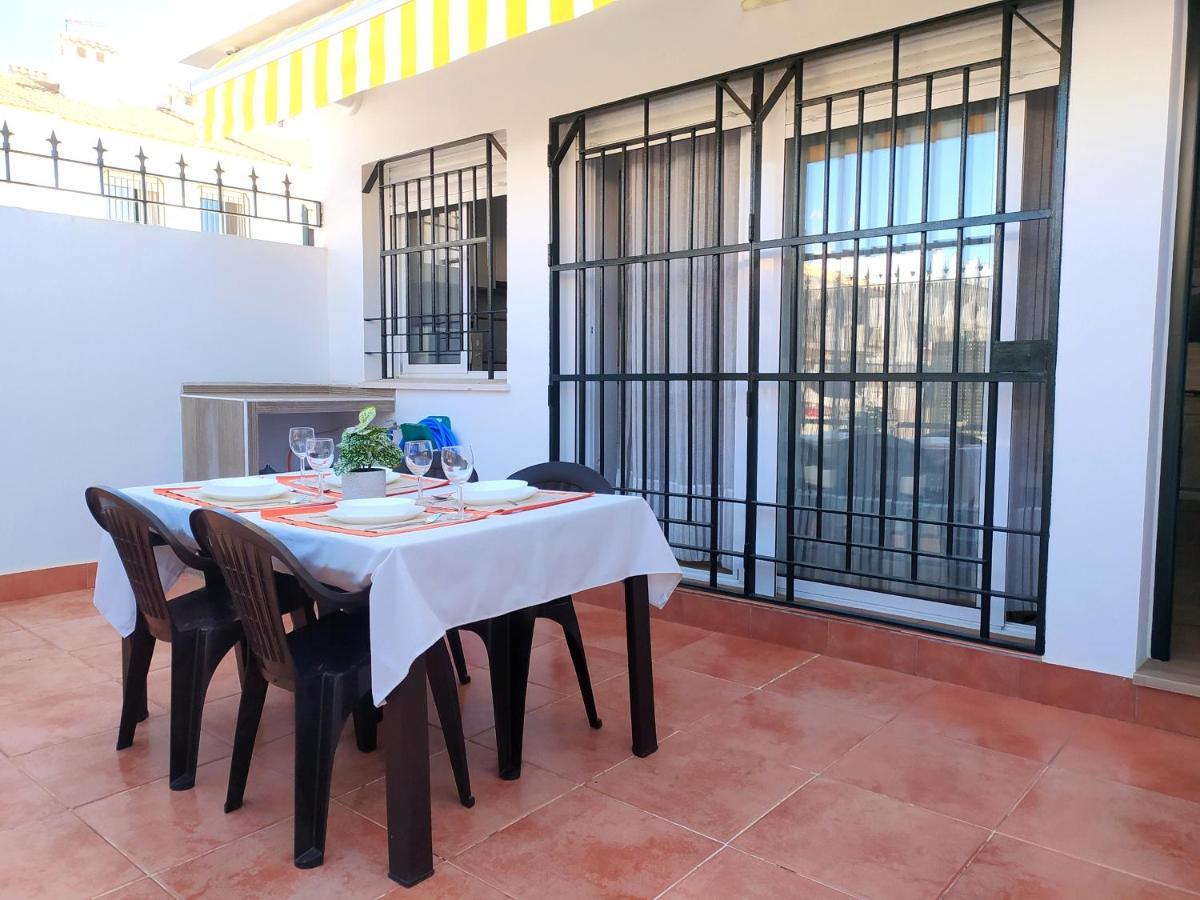 Gran Adosado De Esquina Muy Cerca De La Playa En La Antilla Casa de Férias Huelva